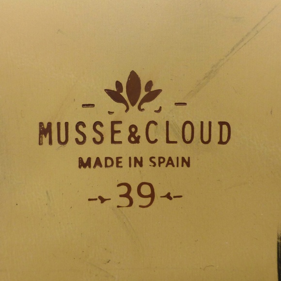 Musse & Cloud Studded Boot Black Velvet Spain NEW - Picture 8 of 8